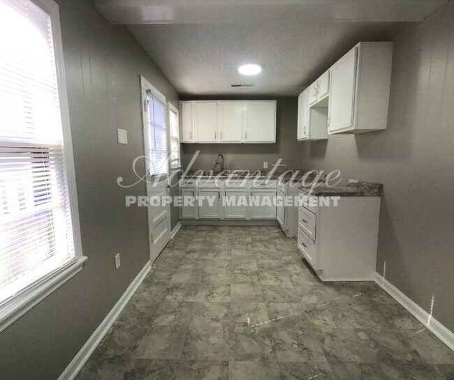 Building Photo - Come See This Beautiful Newly Rehabbed Hom...
