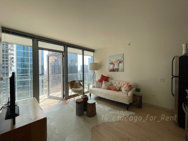 Building Photo - 347 E Wacker Dr