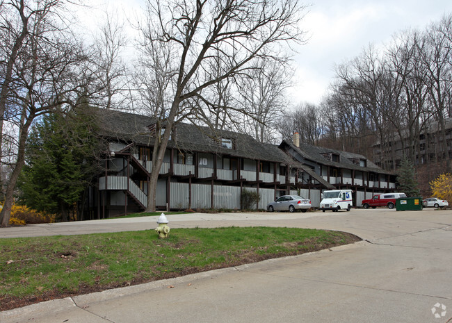 Timberland Village - Timberland Village Apartments