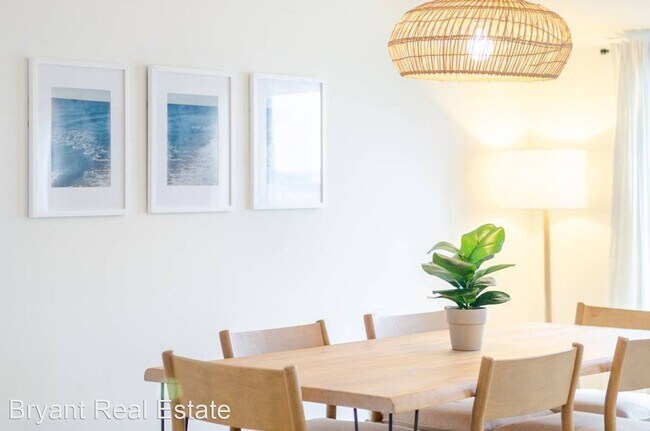 Building Photo - 3 br, 2 bath House - 6 Sunset Avenue Unit D