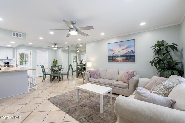 Foto del edificio - 128 White Sandy Dr