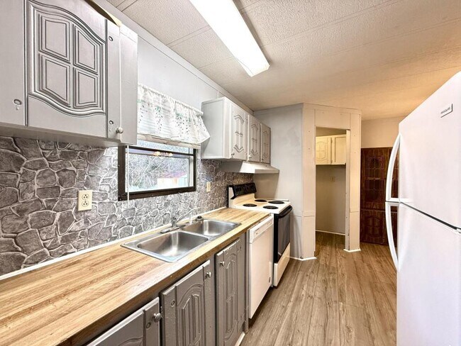 Foto del edificio - 965 Weems Chapel Rd