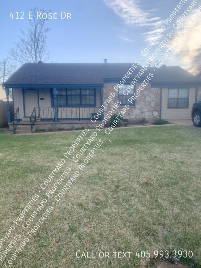 Building Photo - 412 E Rose Dr
