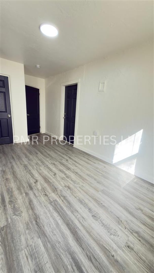 Foto del edificio - 2 Bedroom/ 1 Bathroom- House