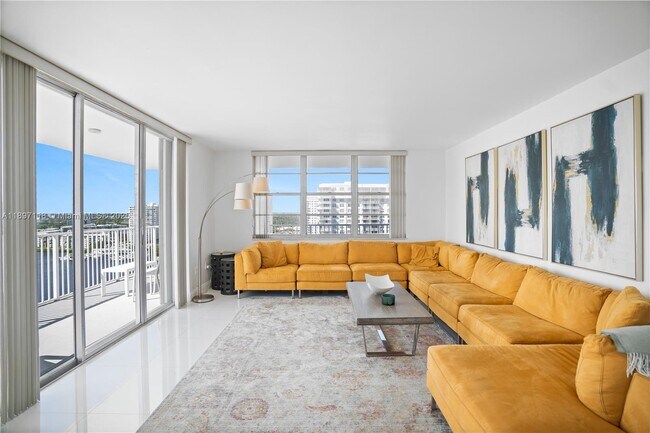 Foto del edificio - 2851 NE 183rd St