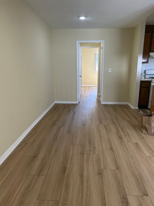 Building Photo - 18650 Hatteras St