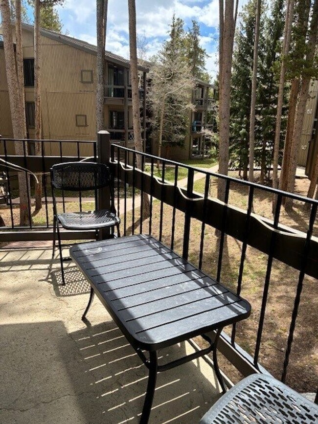 Foto del edificio - 1173 Ski Hill Rd