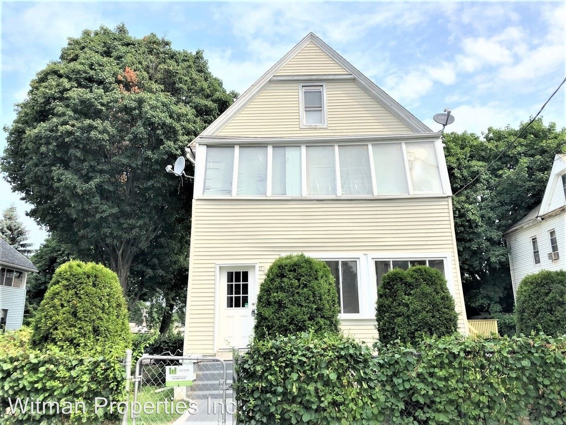 Primary Photo - 17 Beacon Ave