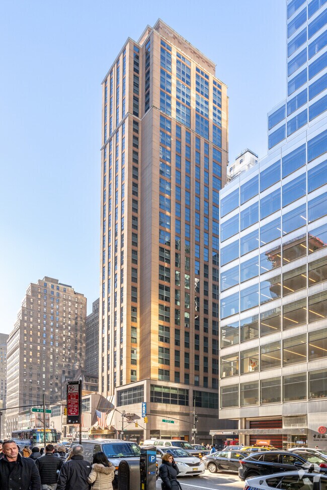 Foto del edificio - 100 W 39th St