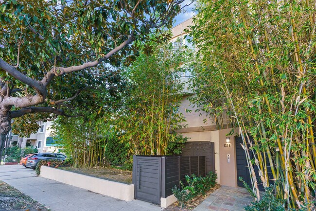 Foto del edificio - 1214 14th St