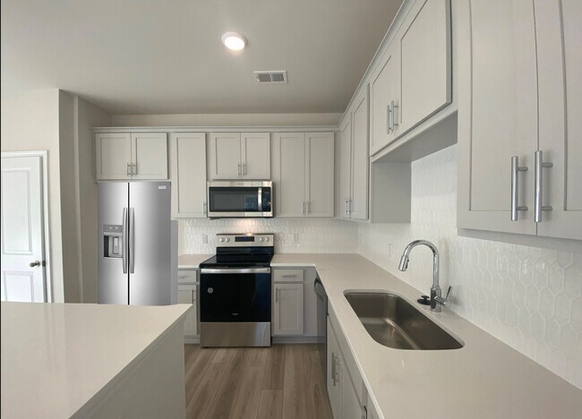 Building Photo - 5349 Cardinal Crest Blf