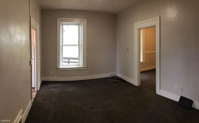 Building Photo - 2 br, 1 bath  - 245 Burton St SW Apt 2