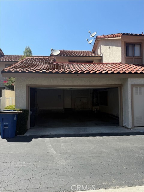 Foto del edificio - 1325 Solera Ln