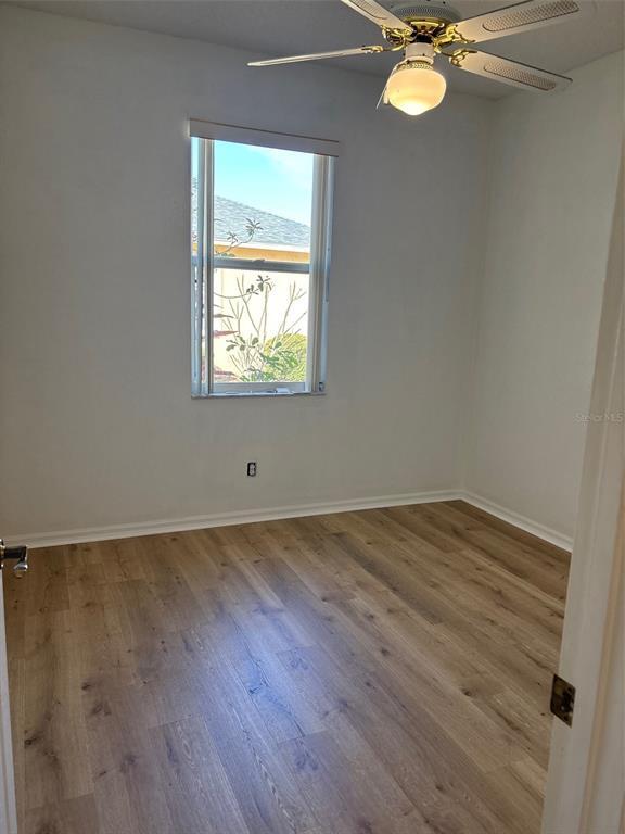 Foto del edificio - 7803 50th Pl E