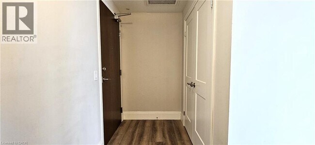 Photo du bâtiment - 108 Garment St