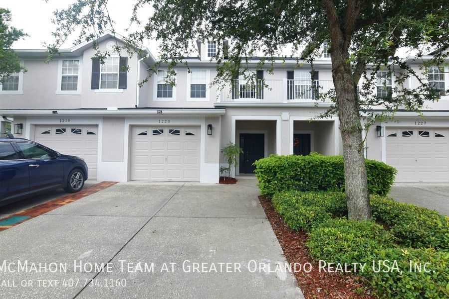 Foto principal - AVALON LAKES 3br 2.5ba townhome, OVER 2000...