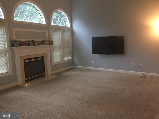 Foto del edificio - 7733 Porters Hill Ln