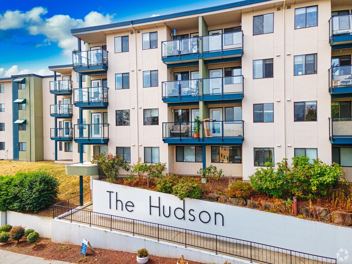 The Hudson Apartments in Seattle, WA