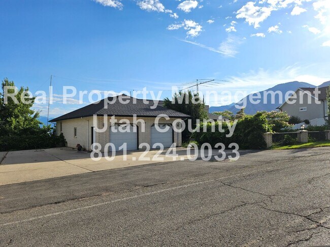 Foto del edificio - Elk Ridge Home with Unobstructed Valley Views