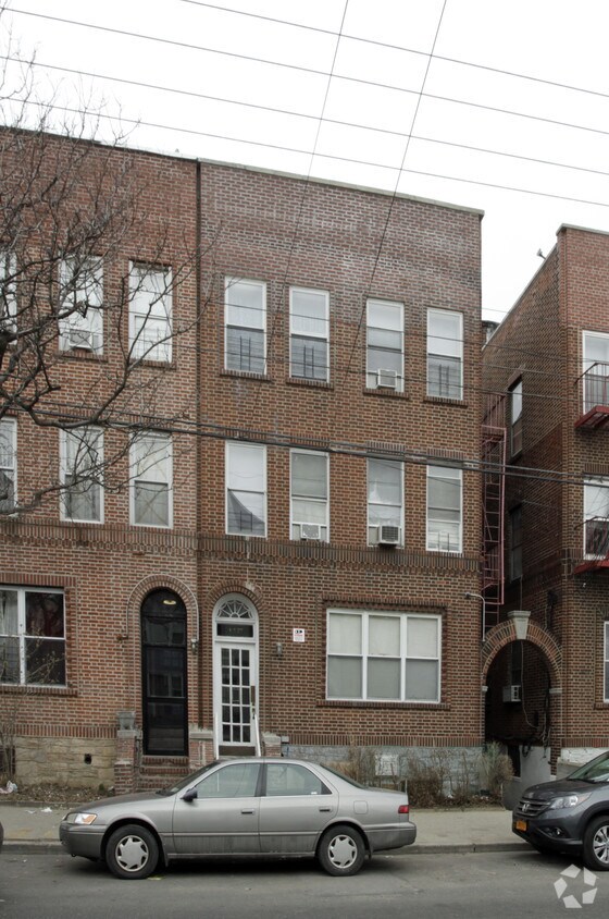 Foto del edificio - 4427 Carpenter