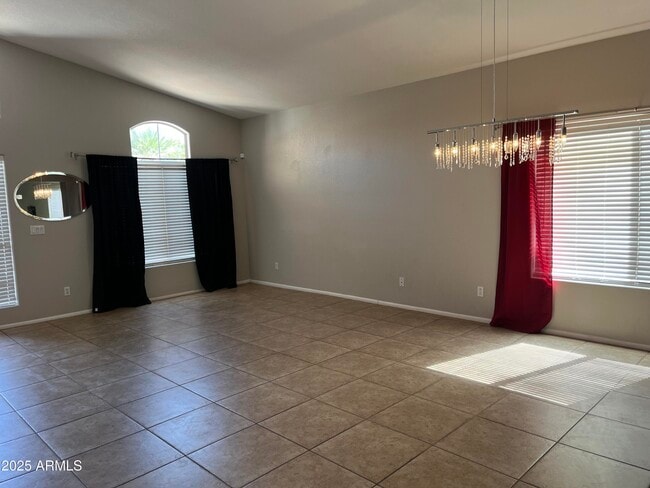 Building Photo - 4619 E Desert Cactus St