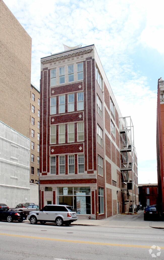 111 S Meridian St, Indianapolis, IN 46225 Apartments in Indianapolis