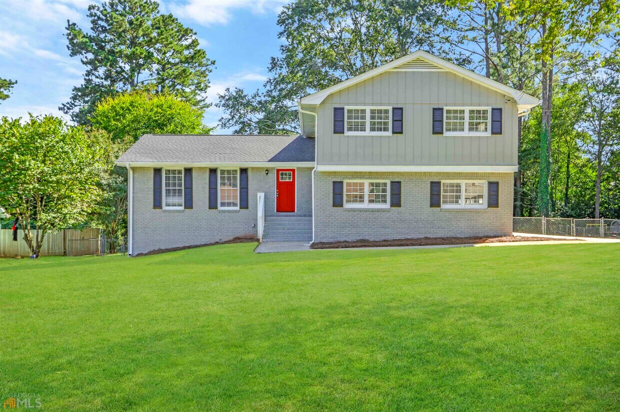 935 Sweet Briar Trail SE, Conyers, GA 30094 House for Rent in Conyers