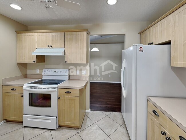 Foto del edificio - 3502 49th Ave E