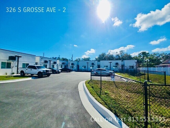 Foto del edificio - 326 S Grosse Ave