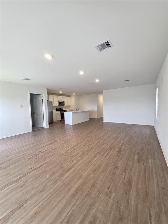 Foto del edificio - 9731 Atwood Lake Dr