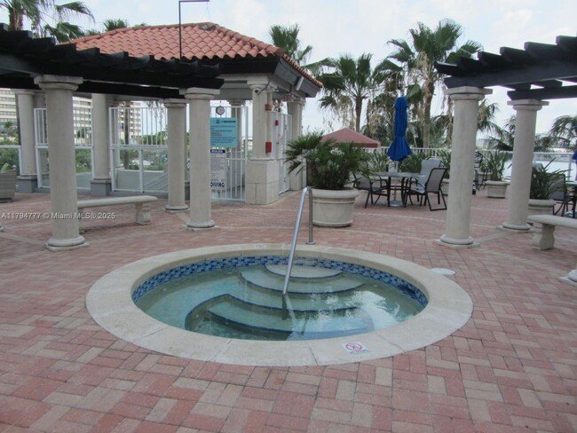 Foto del edificio - 5077 NW 7th St