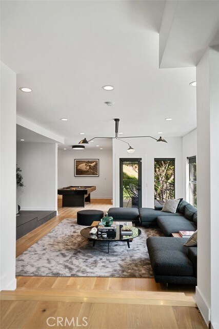 Building Photo - 9029 St Ives Dr