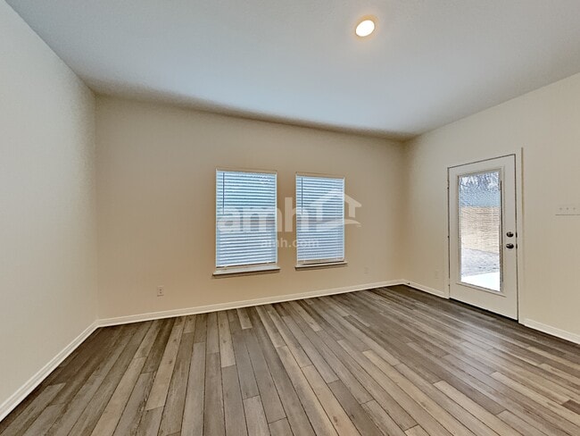 Building Photo - 7937 Cactus Plum Dr