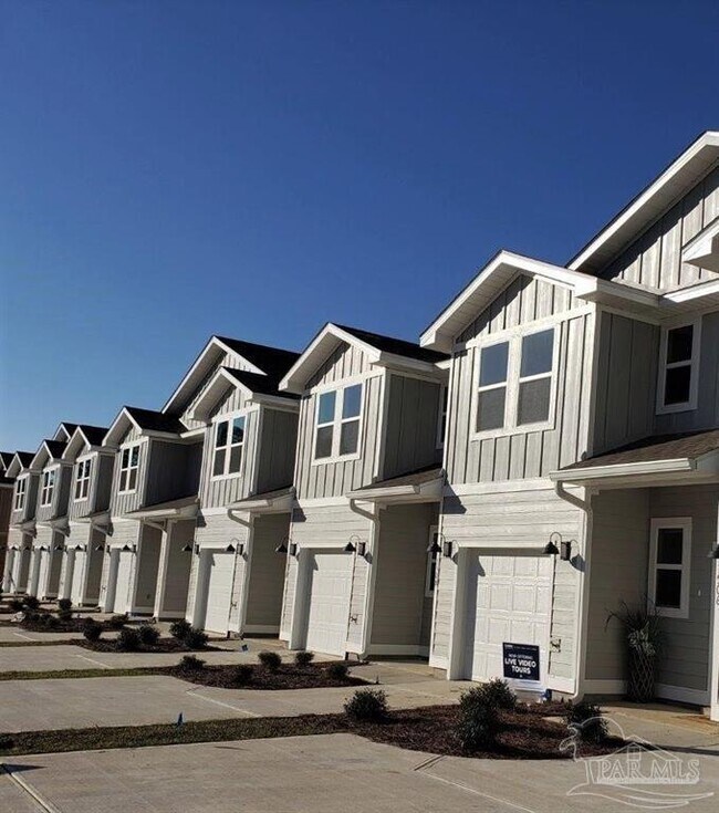 Building Photo - 1563 Iroquois Ct