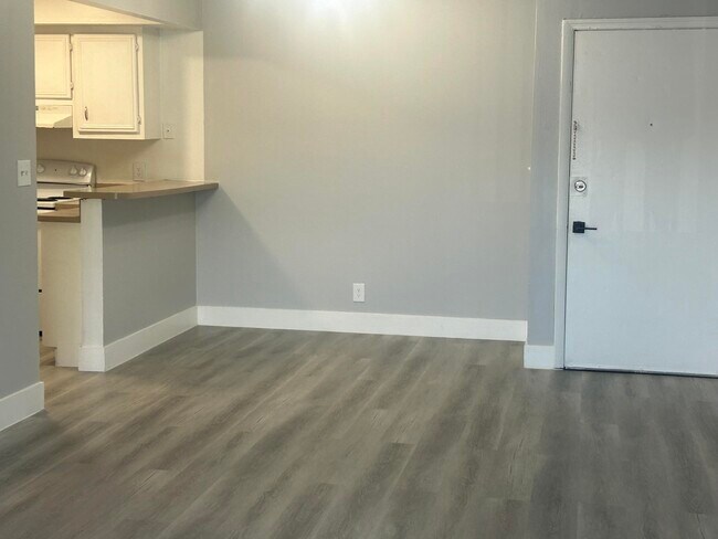 Foto del edificio - 3220 NW 84th Ave