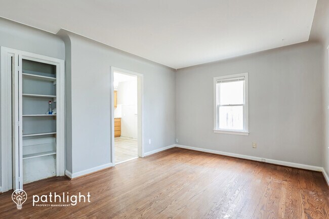 Foto del edificio - 22030 Harper Lake Avenue