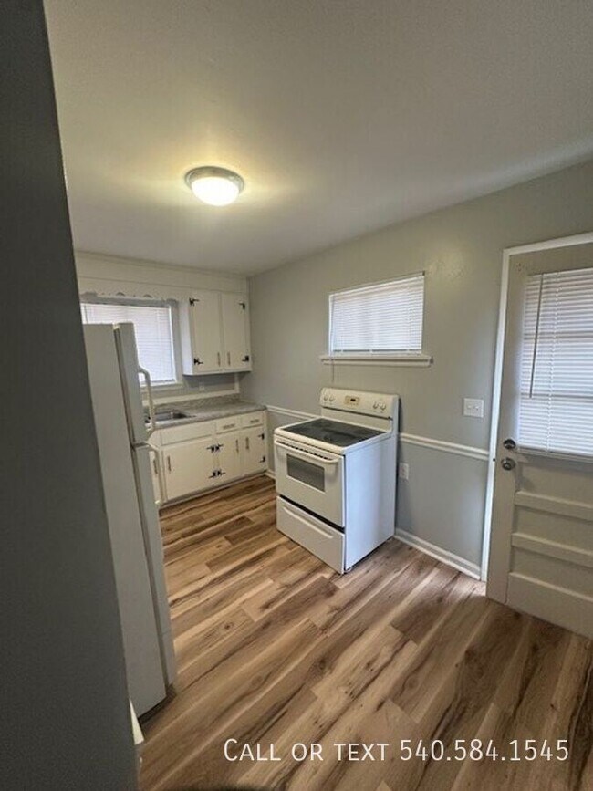 Foto del edificio - 517 S Maple St