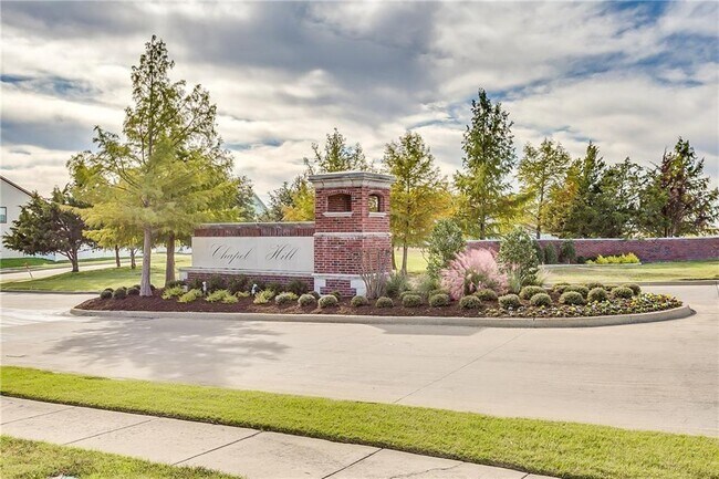 Photo - 11048 Kinston St Apartment