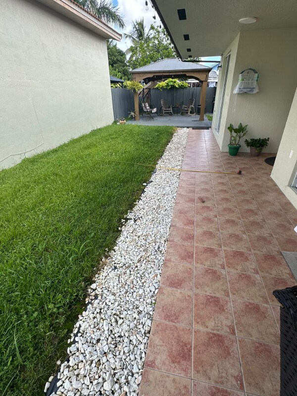 Foto del edificio - 16909 SW 141st Ct