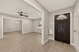 Building Photo - 4955 Wigton Dr