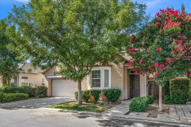 Building Photo - 4 br, 2.5 bath House - 1709 Glen Dunbar Ln