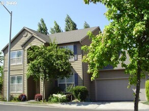 Building Photo - 1983 SW 19th Terrace