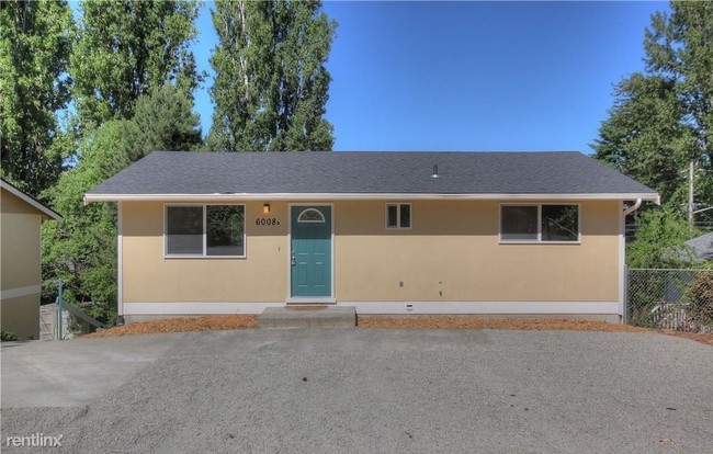 Building Photo - 6012 S Mason Ave