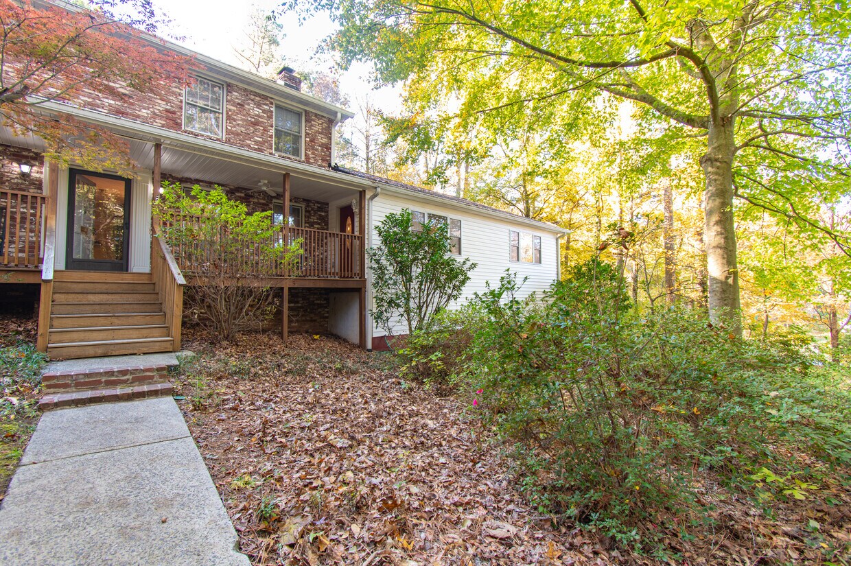 Foto principal - 4747 Knollwood Dr NW