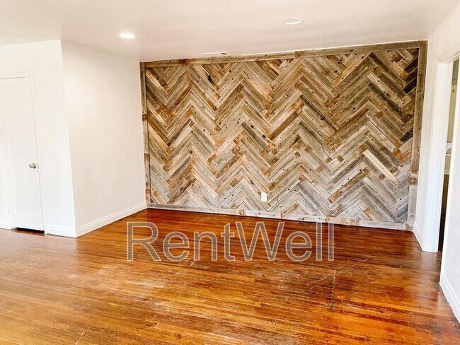 Foto del edificio - 2426 31st St