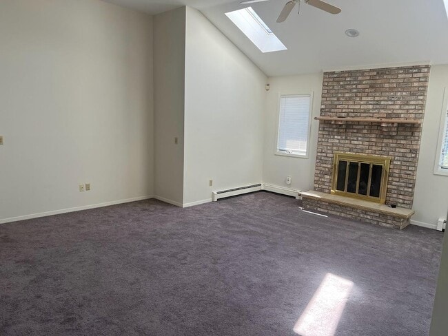 Building Photo - 6 Seabreeze Ln.