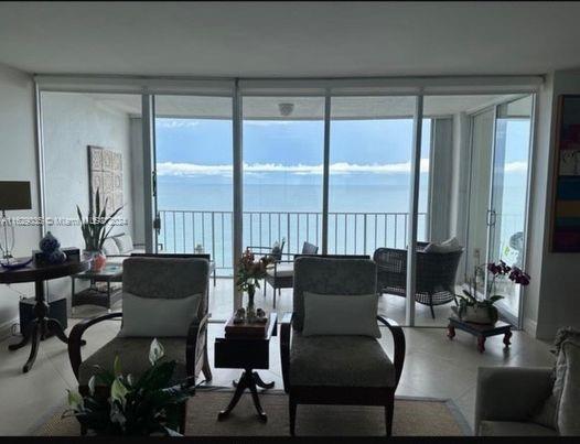 Foto del edificio - 881 Ocean Dr