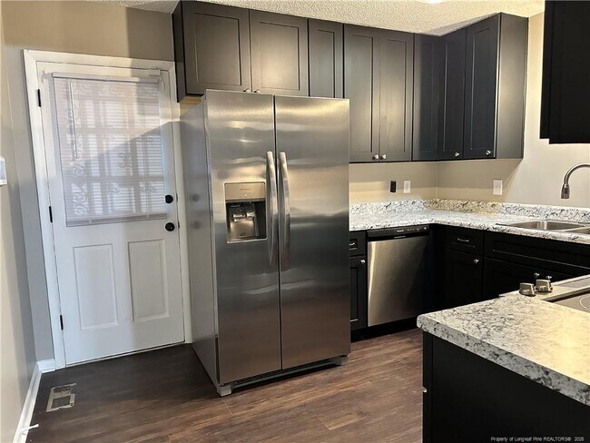 Foto del edificio - 7144 Fillyaw Rd