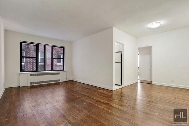 Building Photo - EAST 55 STREET