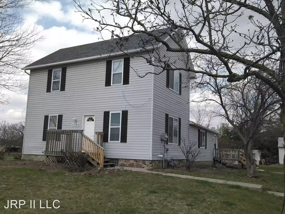 4 br, 3 bath House 11128 Aboite Cetner Rd. House Rental in Fort Wayne, IN